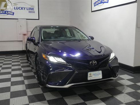 Used 2021 Toyota Camry XSE w/ Navigation Package FWD image 5