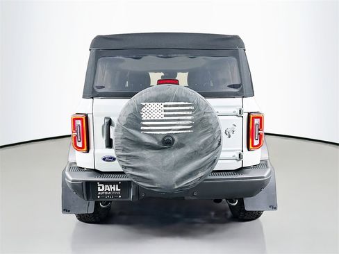 Used 2023 Ford Bronco Badlands image 6