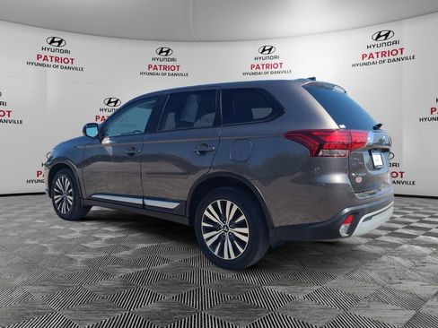 Used 2020 Mitsubishi Outlander ES AWD/4WD image 5