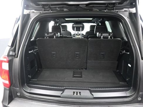 Used 2021 Ford Expedition XLT RWD image 23