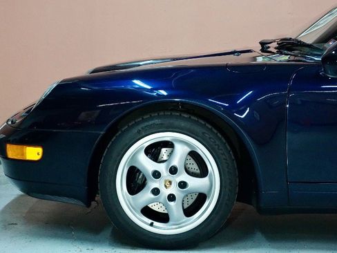 Used 1995 Porsche 911 Carrera image 20
