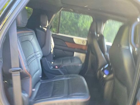 Certified 2024 Lincoln Navigator Black Label AWD/4WD image 34