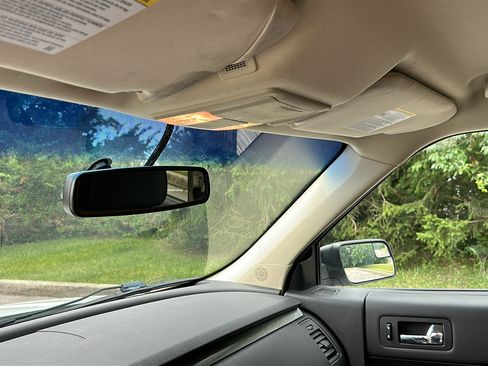 Used 2019 Ford Flex SE FWD image 23