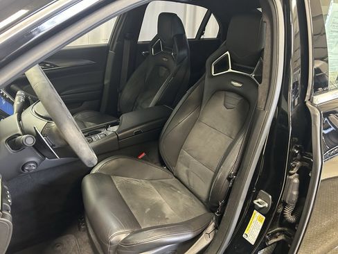Used 2016 Cadillac CTS V w/ Carbon Fiber Package image 8