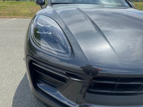 Certified 2025 Porsche Macan Turbo AWD/4WD image 13
