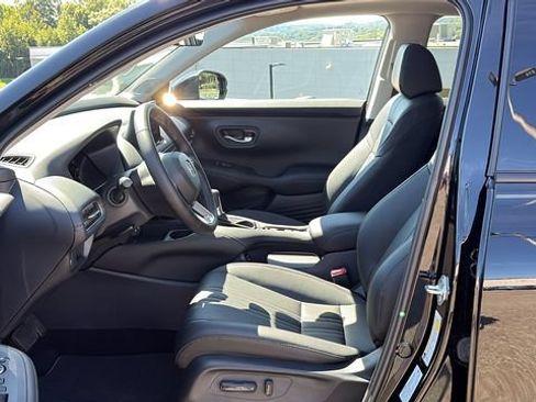 Used 2026 Honda HR-V EX-L image 10