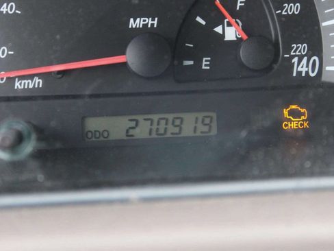 Used 2002 Toyota Camry XLE image 11