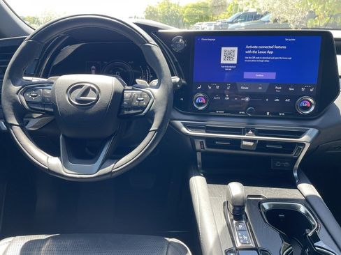 Used 2023 Lexus RX 350 w/ Accessory Package (2T) AWD/4WD image 17