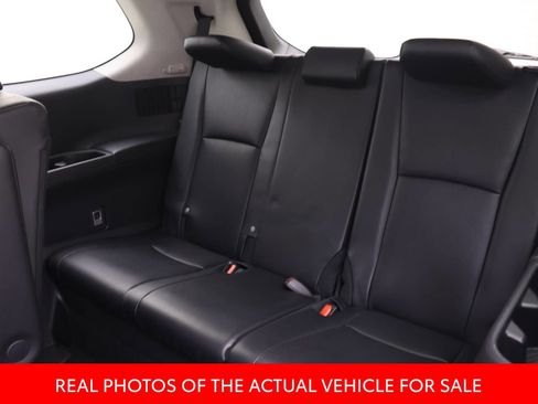 Used 2025 Toyota Grand Highlander FWD image 12