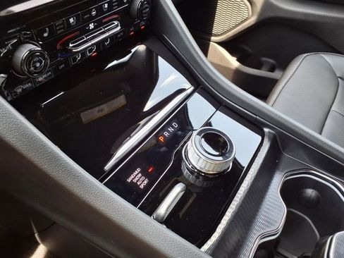 New 2025 Jeep Grand Cherokee Limited w/ Luxury Tech Group II image 20