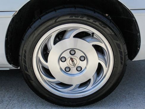 Used 1995 Chevrolet Corvette image 21