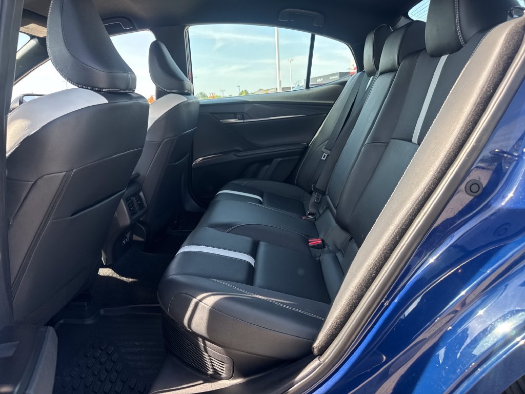 Used 2025 Toyota Camry SE FWD image 13