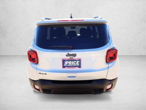 Used 2020 Jeep Renegade Altitude AWD/4WD image 3