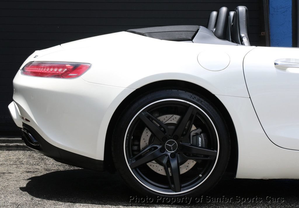 Used 2018 Mercedes-Benz AMG GT Roadster image 21