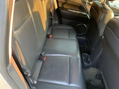 Used 2016 Jeep Compass High Altitude AWD/4WD image 15