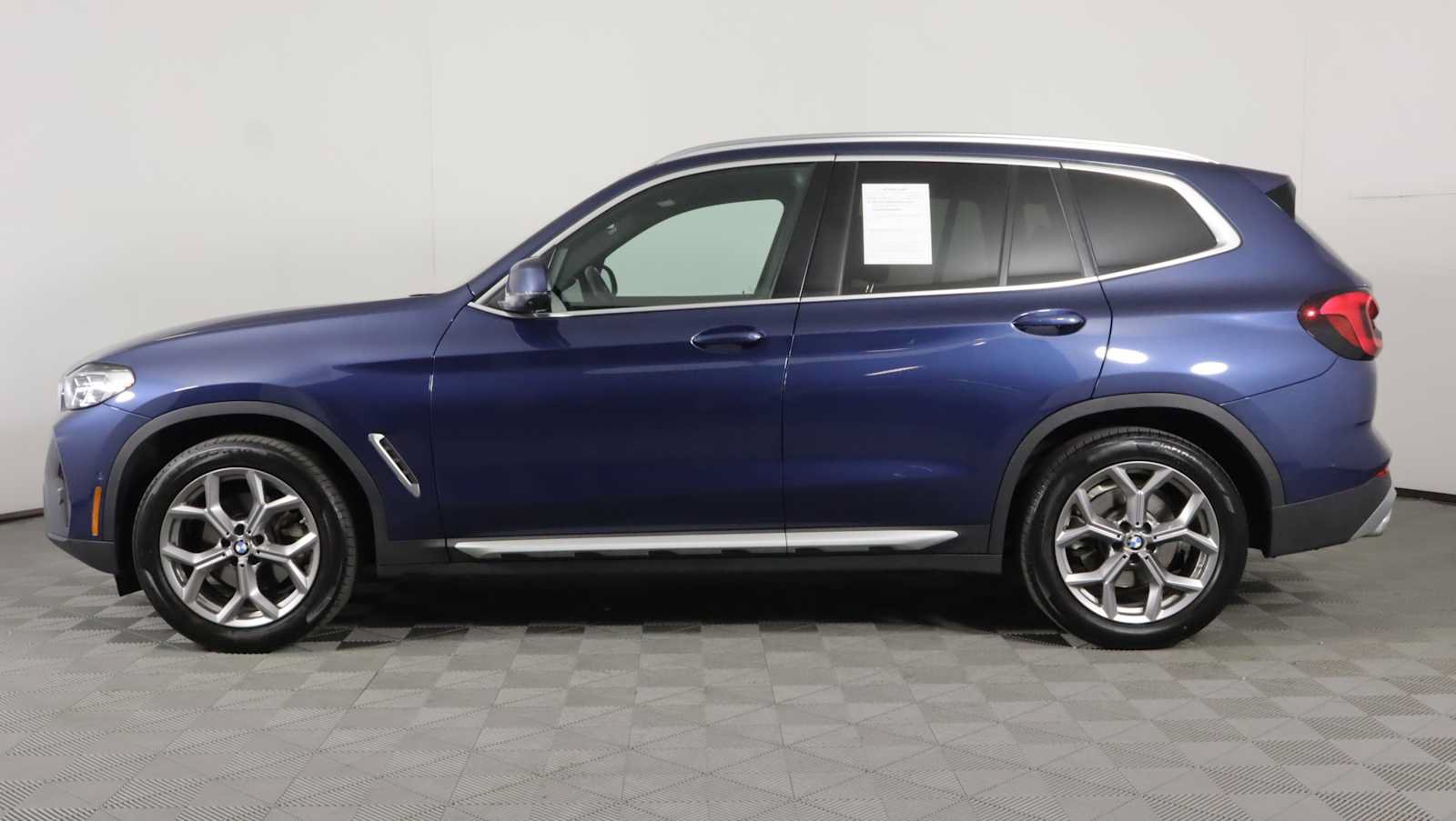 Used 2024 BMW X3 xDrive30i w/ Premium Package AWD/4WD image 8