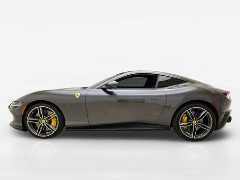 Used 2022 Ferrari Roma RWD image 12