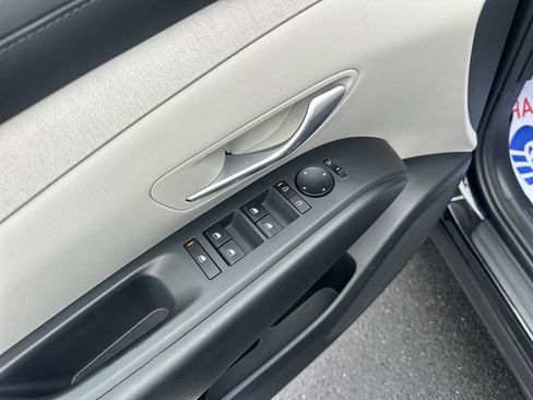 Used 2025 Hyundai Tucson SEL image 15