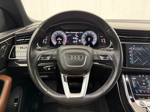 Used 2022 Audi Q8 Prestige AWD/4WD image 12