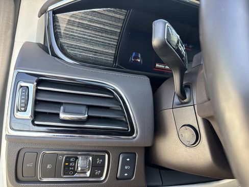 Used 2023 Lincoln Navigator Black Label image 31