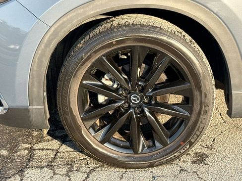 Used 2023 MAZDA CX-9 Carbon Edition image 19