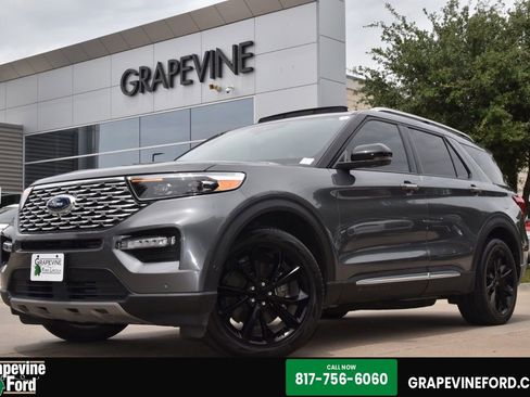 Used 2023 Ford Explorer Platinum w/ Technology Package RWD image 1