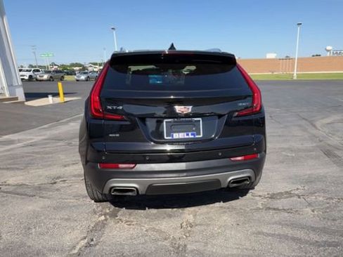 Used 2023 Cadillac XT4 Premium Luxury w/ Cold Weather Package AWD/4WD image 7