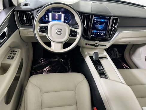 Used 2023 Volvo XC60 B5 Core w/ Protection Package Premier image 22
