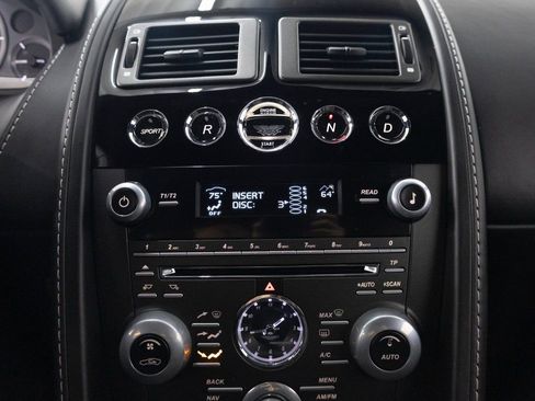 Used 2014 Aston Martin V8 Vantage Coupe image 12