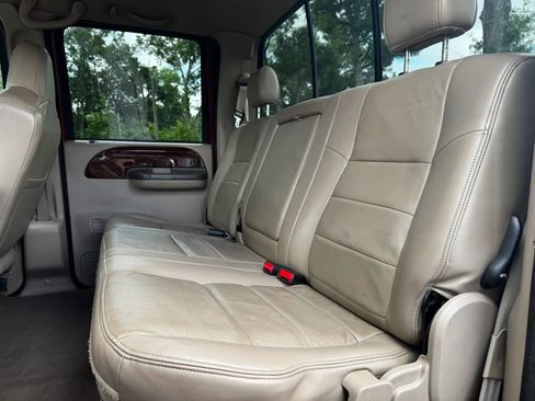 Used 2004 Ford F250 XL AWD/4WD image 12