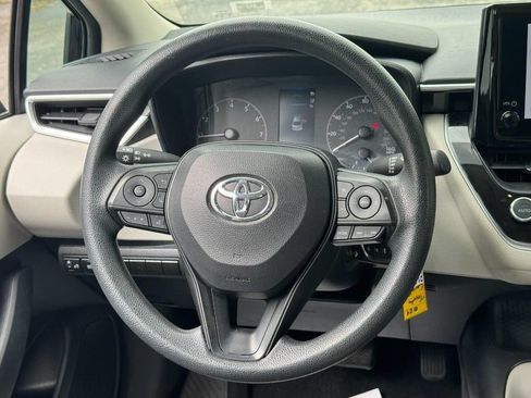 Used 2024 Toyota Corolla LE FWD image 15