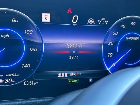 Certified 2025 Mercedes-Benz EQB 300 4MATIC image 20