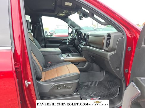 Used 2024 Chevrolet Silverado 2500 High Country w/ High Country Premium Package AWD/4WD image 39