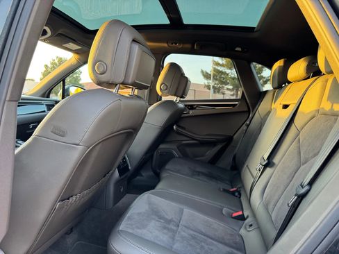 Used 2017 Porsche Macan Sport Edition image 14