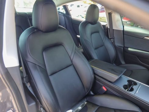 Used 2021 Tesla Model 3 Standard Range Plus RWD image 27