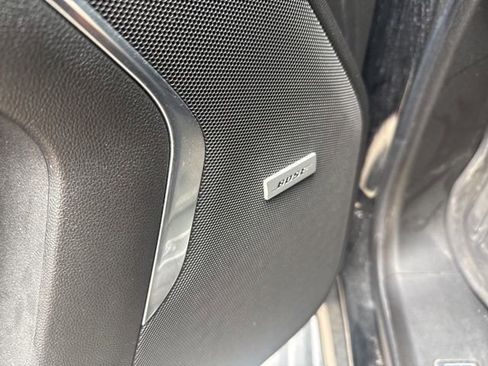 Used 2021 GMC Yukon AT4 w/ Technology Package image 11