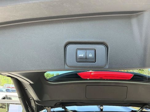 Certified 2023 Nissan Rogue SV w/ SV Premium B Package FWD image 26