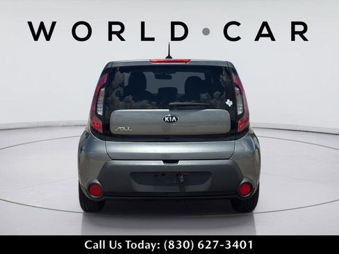 Used 2016 Kia Soul FWD image 14