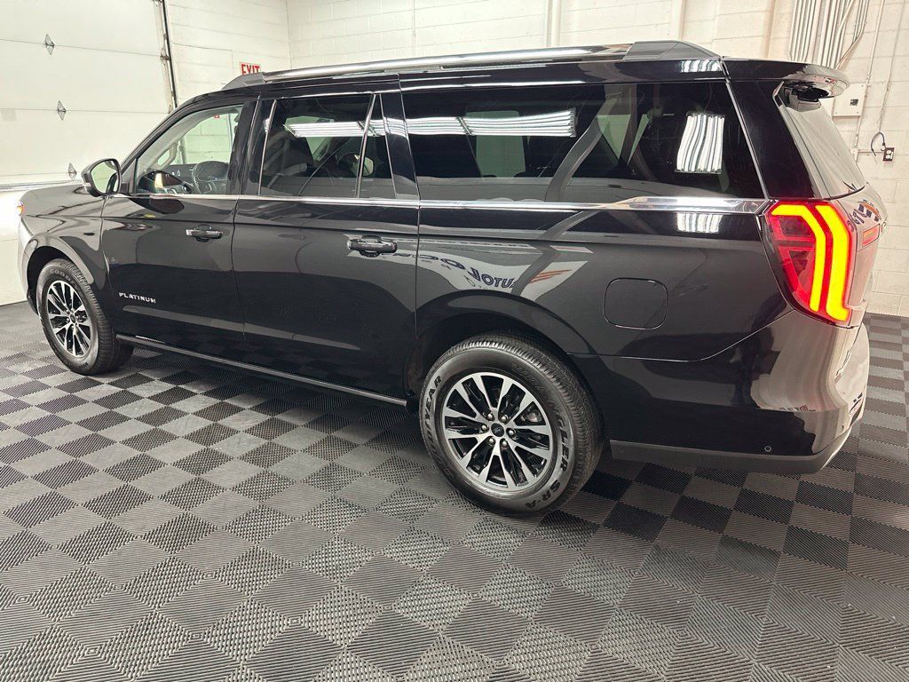 Used 2025 Ford Expedition Max Platinum AWD/4WD image 6