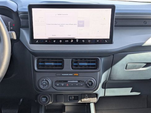 New 2025 Ford Maverick Lobo image 18