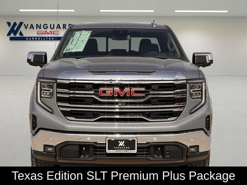 New 2026 GMC Sierra 1500 SLT image 3