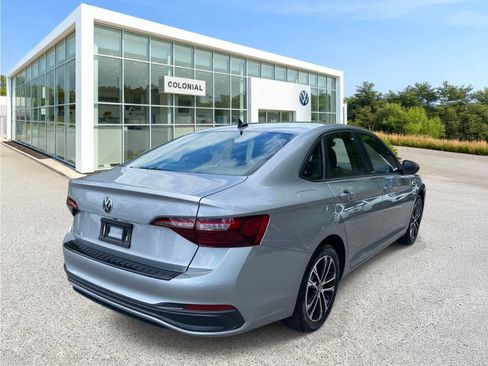 Certified 2023 Volkswagen Jetta Sport FWD image 5