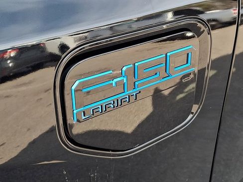 Used 2024 Ford F150 Lightning Lariat image 37