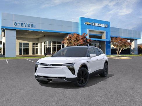 New 2026 Chevrolet Blazer EV LT image 8