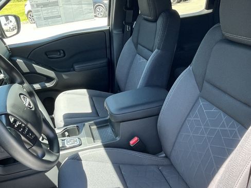 New 2026 Nissan Frontier SV AWD/4WD image 4
