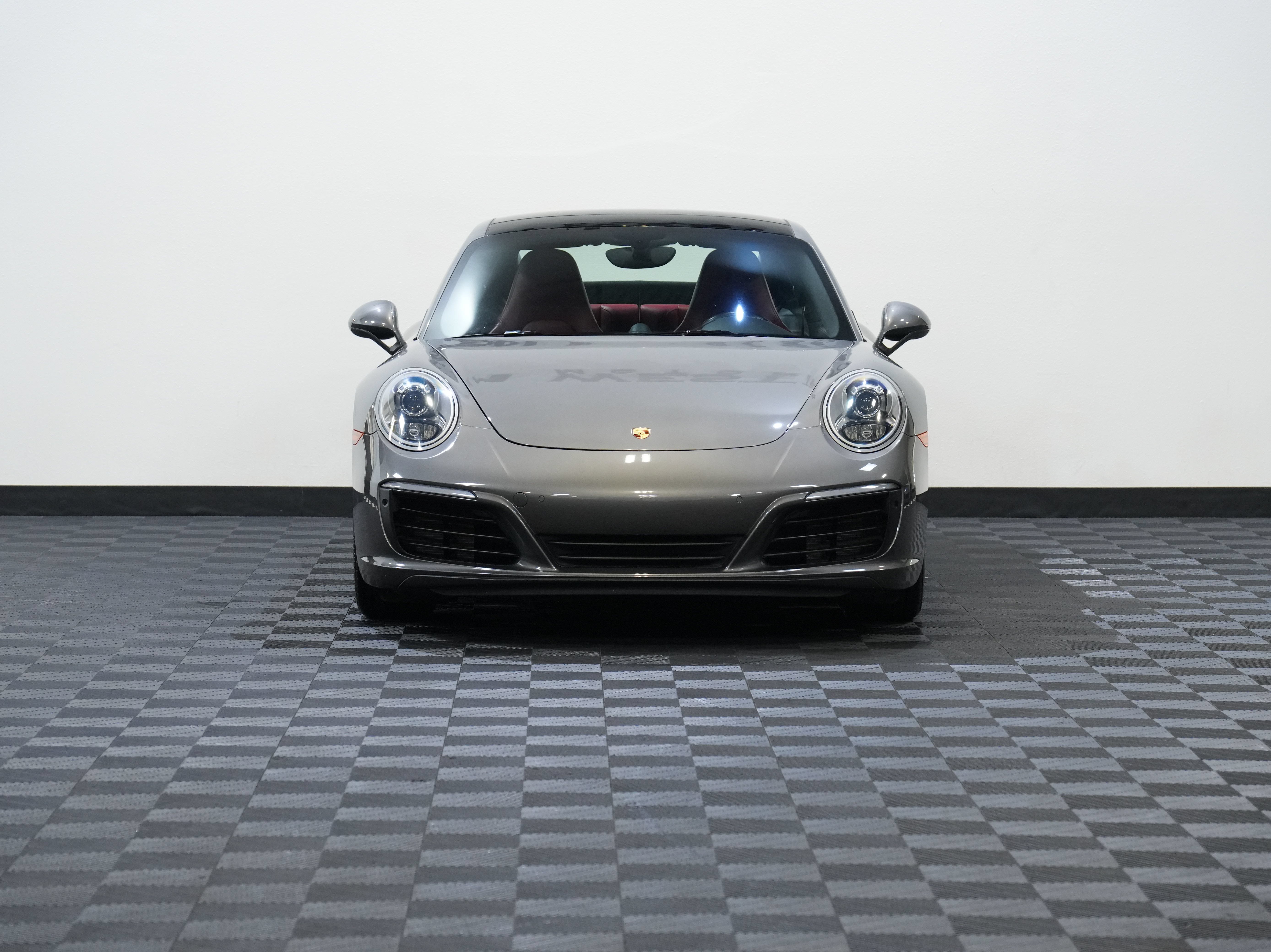 Used 2017 Porsche 911 Carrera 4S AWD/4WD image 4