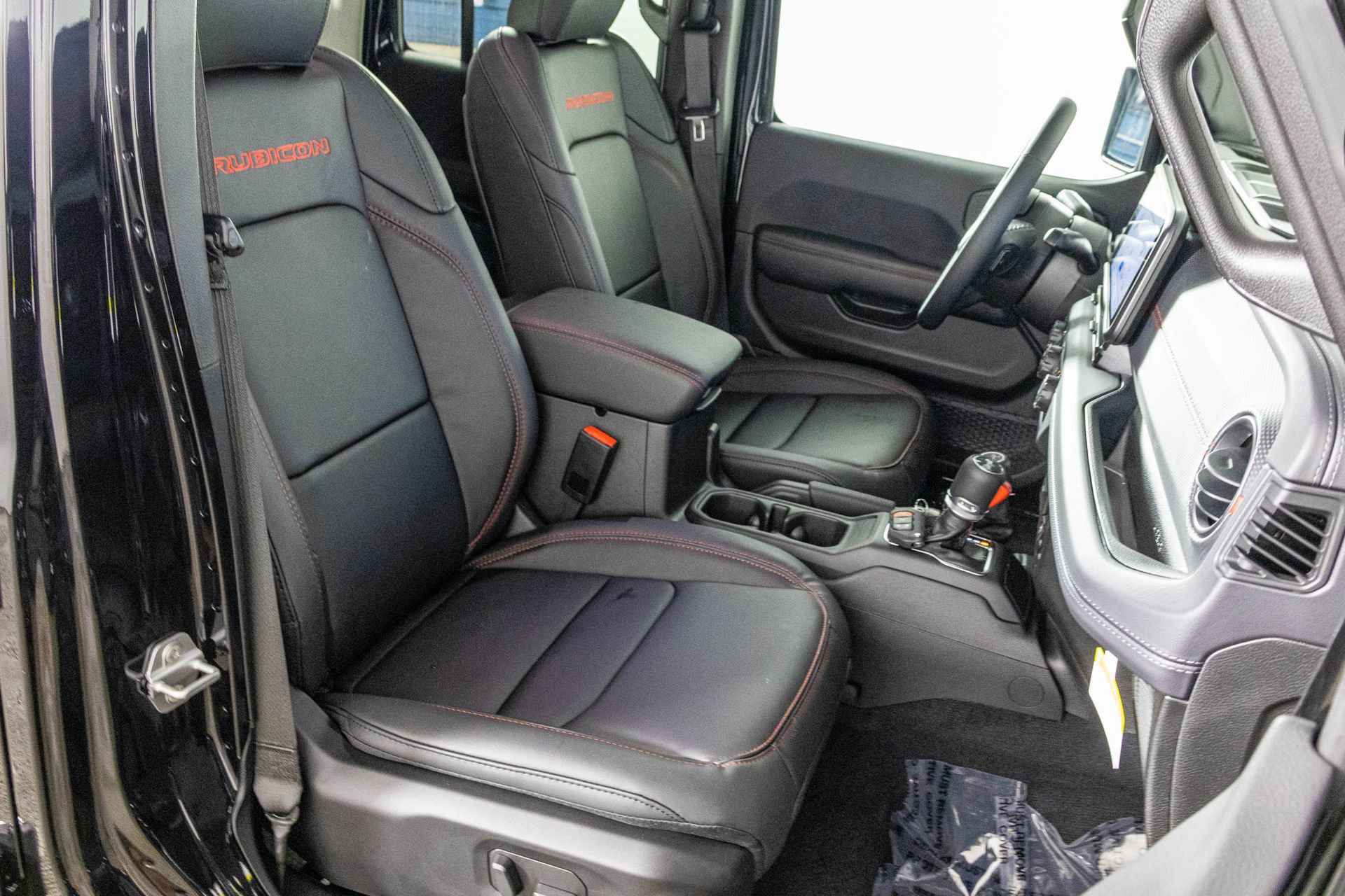 New 2027 Jeep Wrangler Unlimited Rubicon AWD/4WD image 39