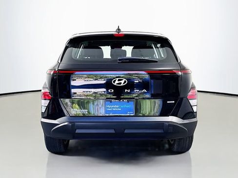 Certified 2024 Hyundai Kona SE AWD/4WD image 7