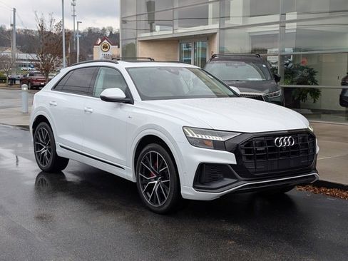 Used 2019 Audi Q8 Prestige image 9