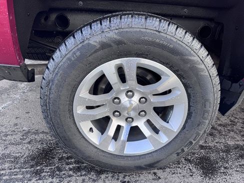 Used 2018 Chevrolet Silverado 1500 LT w/ All Star Edition image 38